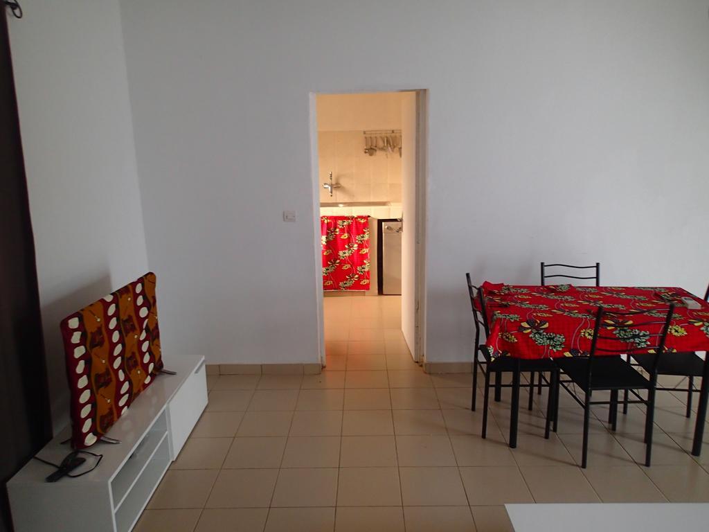 Le Dolmen De Mbour Apartment ภายนอก รูปภาพ