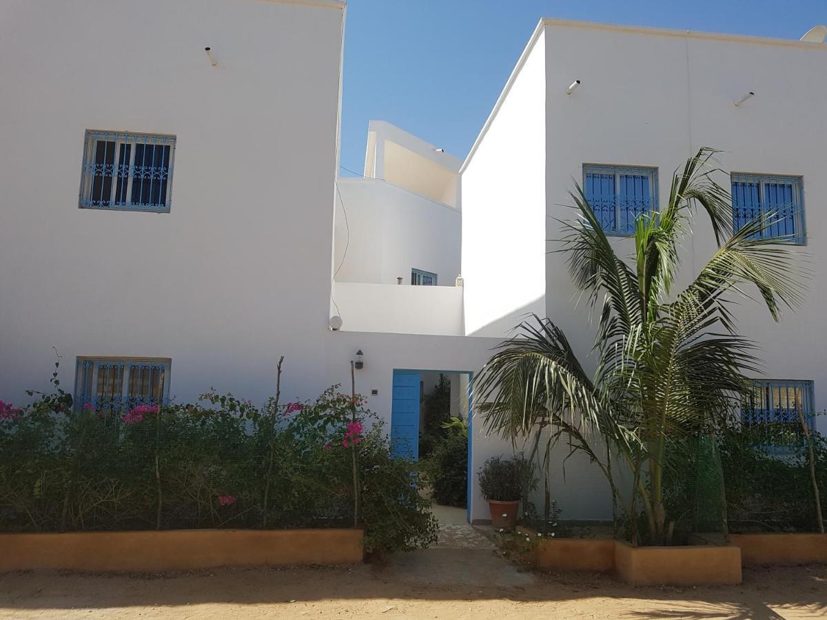 Le Dolmen De Mbour Apartment ภายนอก รูปภาพ